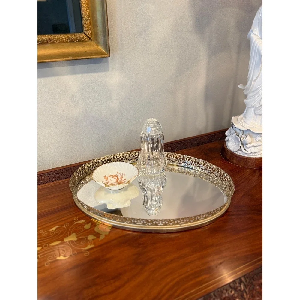 N/A vintage oval